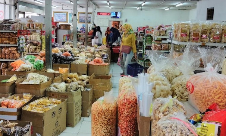 Mall Baru vs Tradisi Parcel Lebaran: Siapa yang Akan Menang di Cilacap?